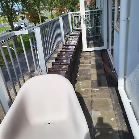 Free Parking, Large Near Zandvoort And Centre * Haarlem