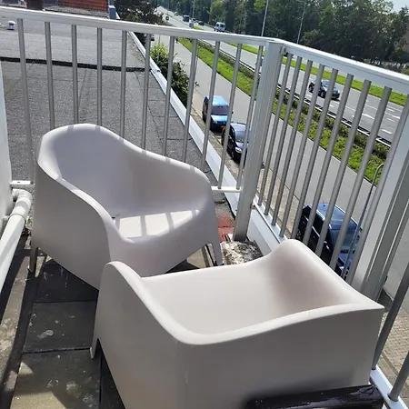 Free Parking, Large Near Zandvoort And Centre Haarlem